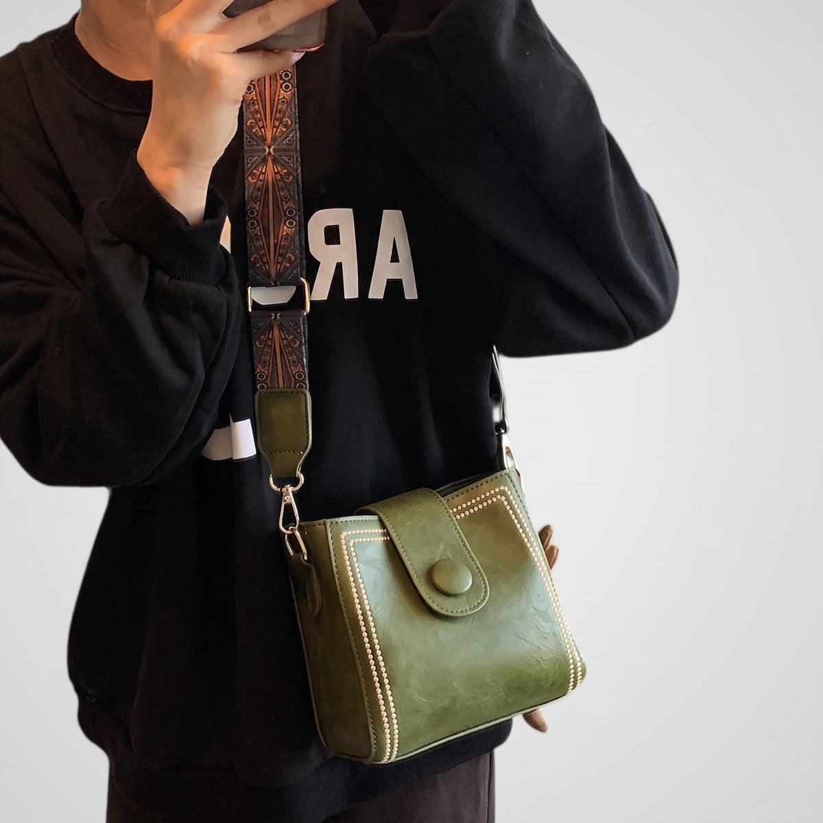 Isabelle - Women's Studded Top Handle Bucket Bag with Adjustable Wide Strap - Bucket Bags - Green - Davies & Cooper