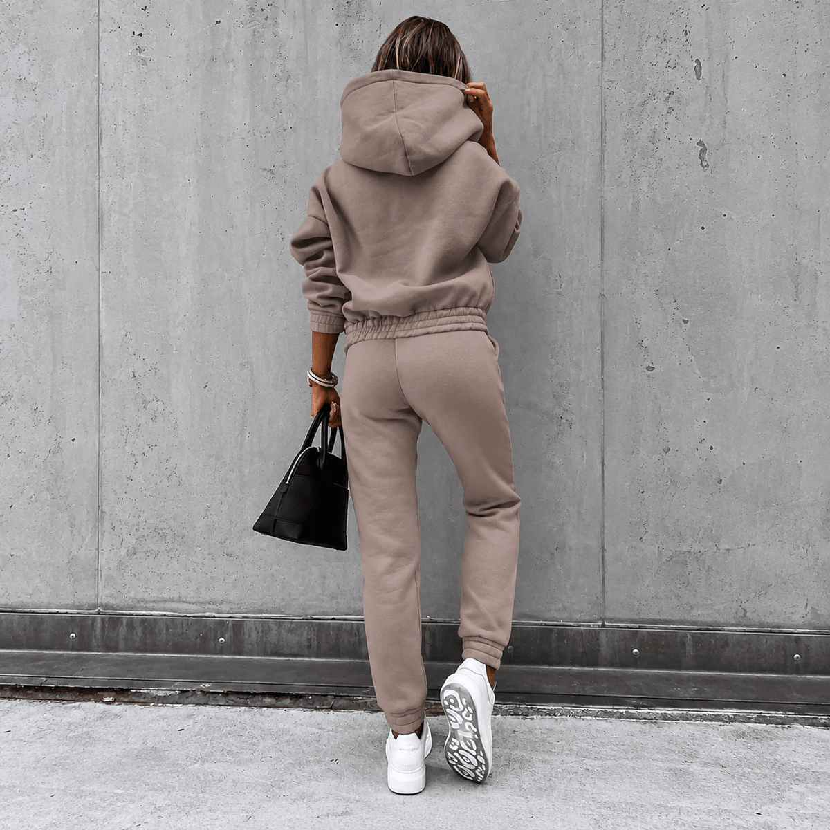 Isla - Women's Oversized Hoodie Sweatshirt and Jogger Set - Outfit Sets - Beige - Davies & Cooper