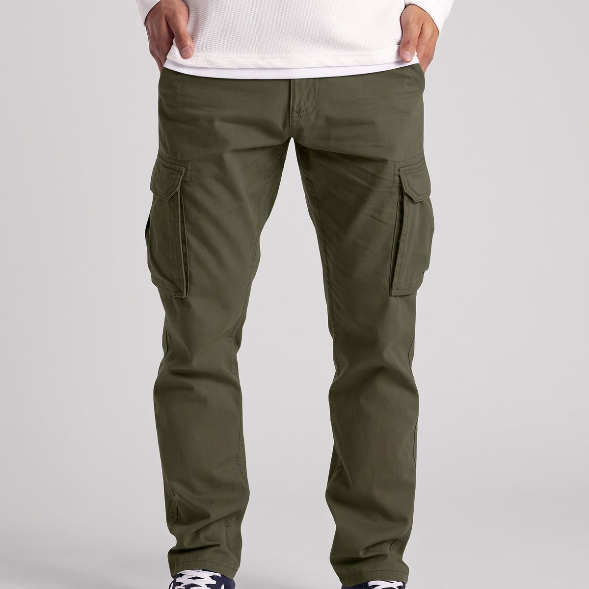 Jack - Men's Slim Fit Cargo Trousers with Flap Pockets - Cargo Pants - Green - Davies & Cooper