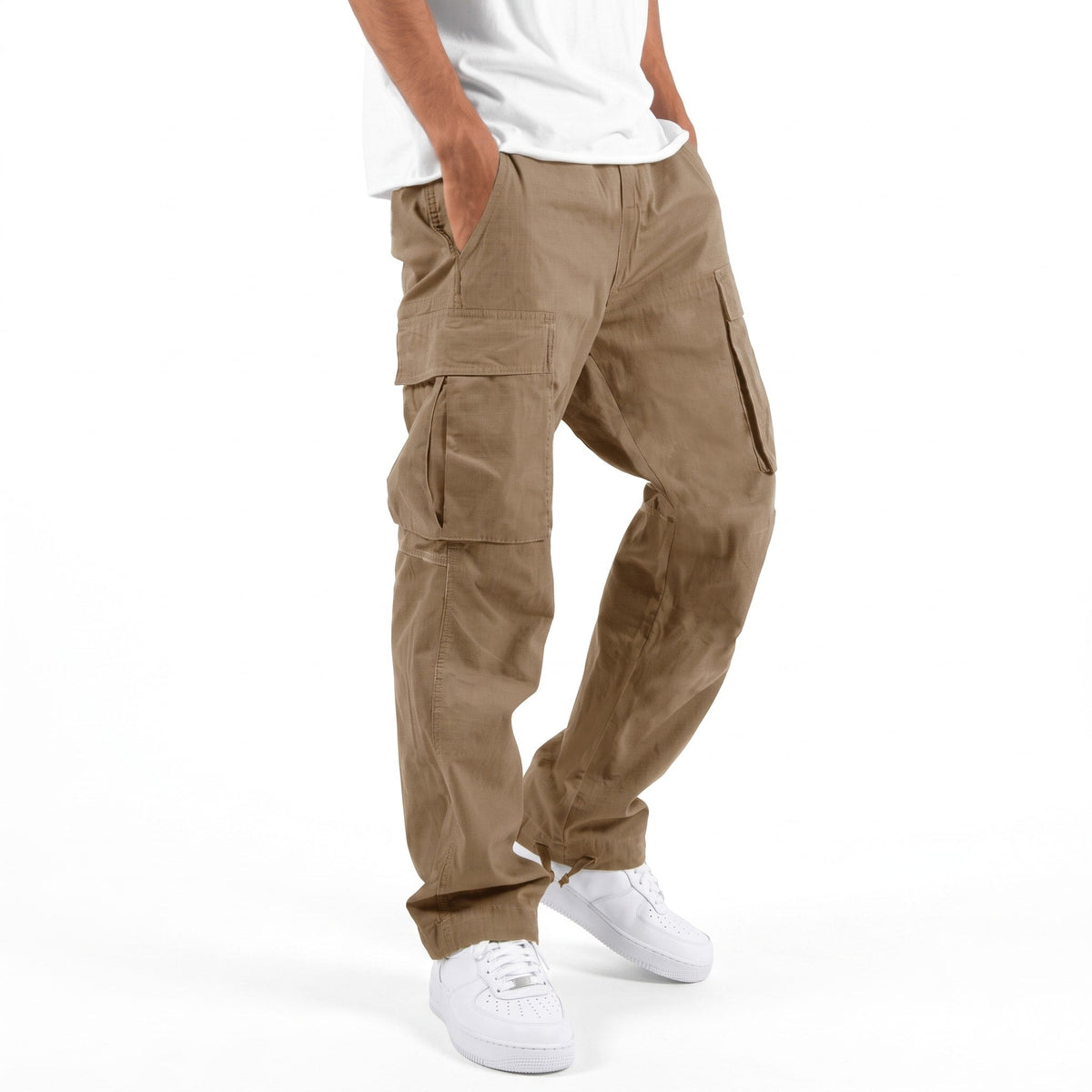 Jacob - Men's Relaxed Fit Cargo Trousers with Flap Pockets and Elastic Waist - Cargo Pants - Brown - Davies & Cooper
