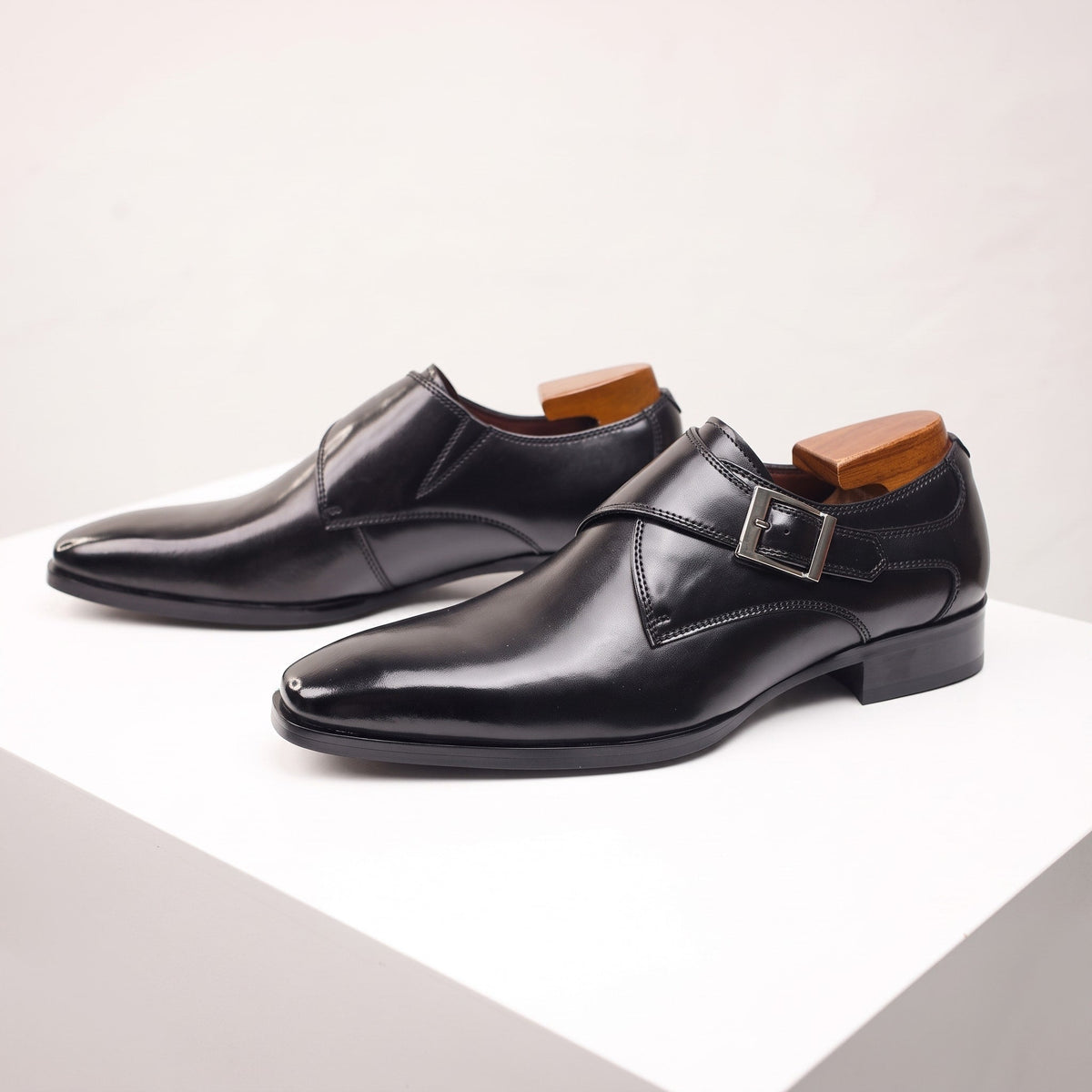 James - Men's Pointed Toe Monk Strap Dress Shoes with Buckle Strap - Shoes - Black - Davies & Cooper