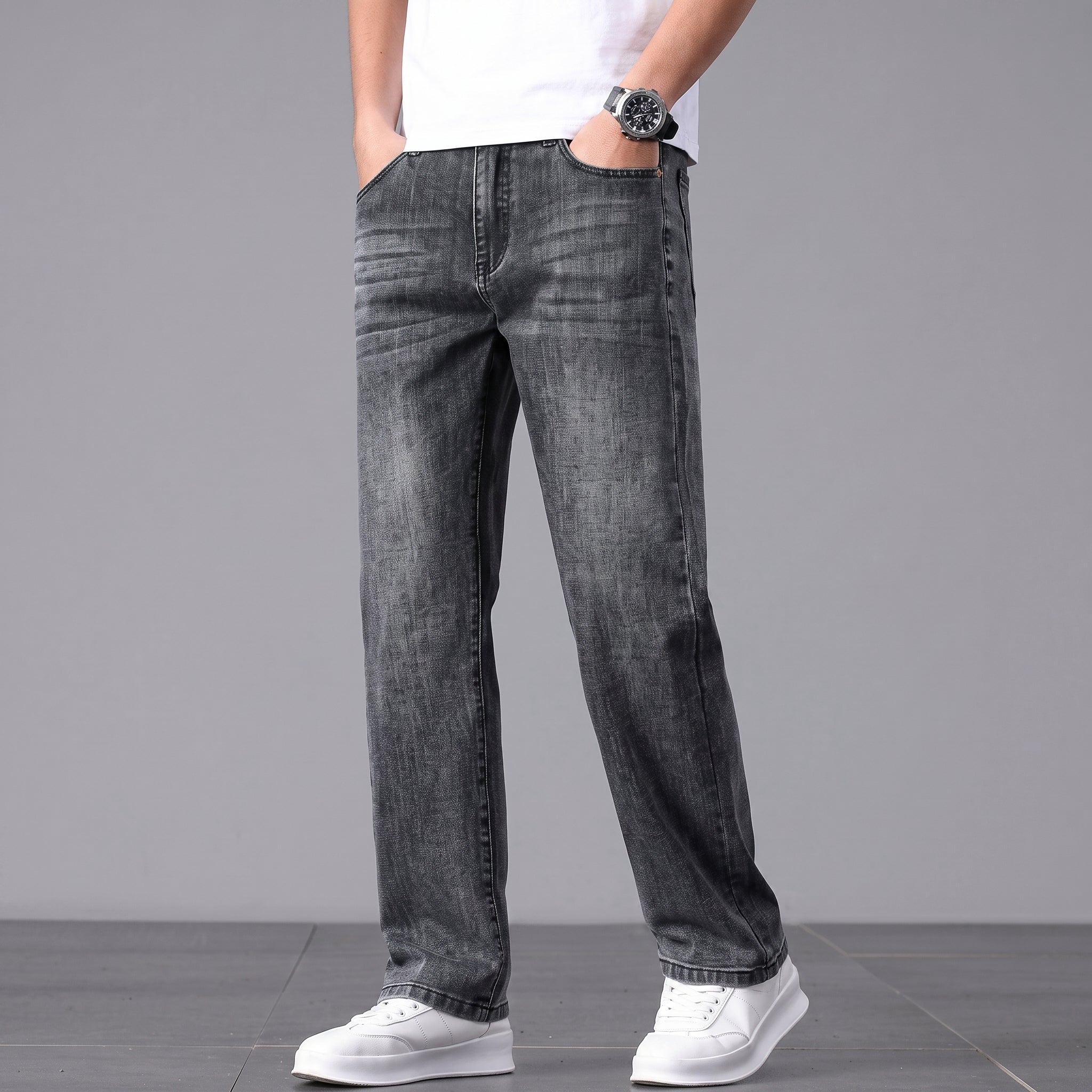 James - Men's Straight Leg Relaxed Fit Jeans with Washed Finish - Jeans - Black - Davies & Cooper