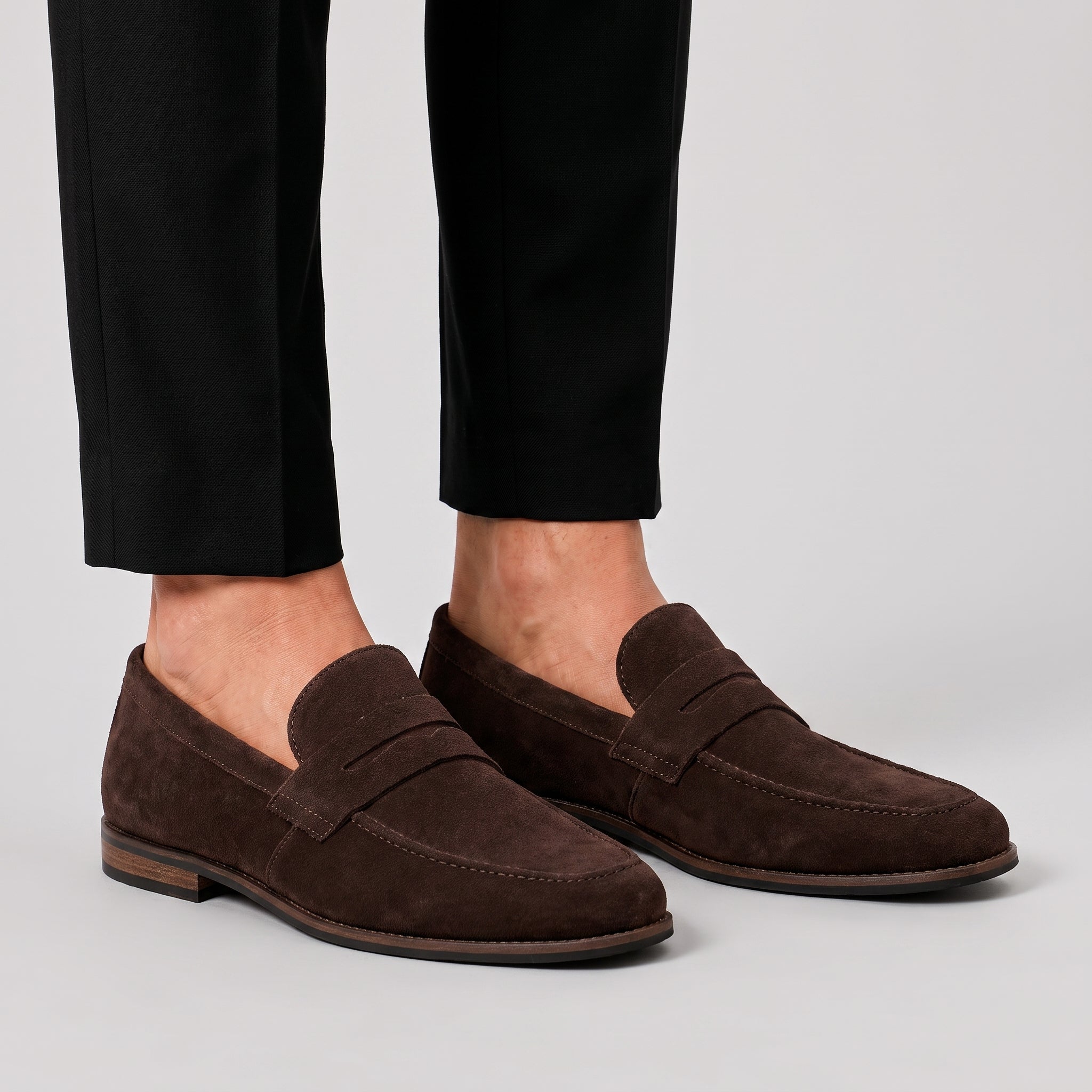 Jonas – Men's Classic Penny Round Toe Loafers - Shoes - Brown - Davies & Cooper