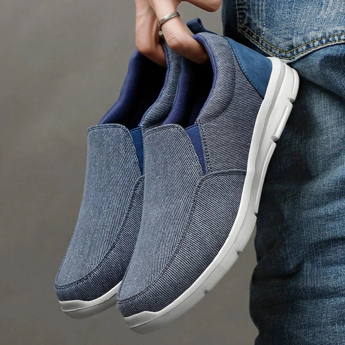 Jonas - Men's Orthopaedic Slip-On Trainers with Cushioned Sole