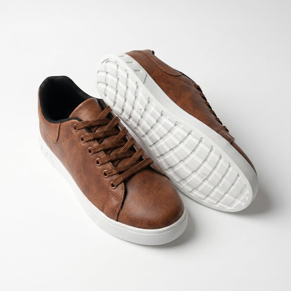 Jonas – Minimalist Casual Low-Top Trainers - Shoes - Brown - Davies & Cooper