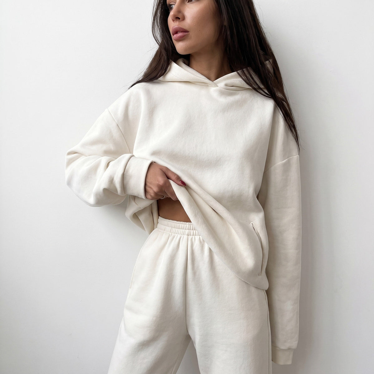 Lola - Women's Oversized Hoodie and Jogger Co-ord Set - Outfit Sets - White - Davies & Cooper