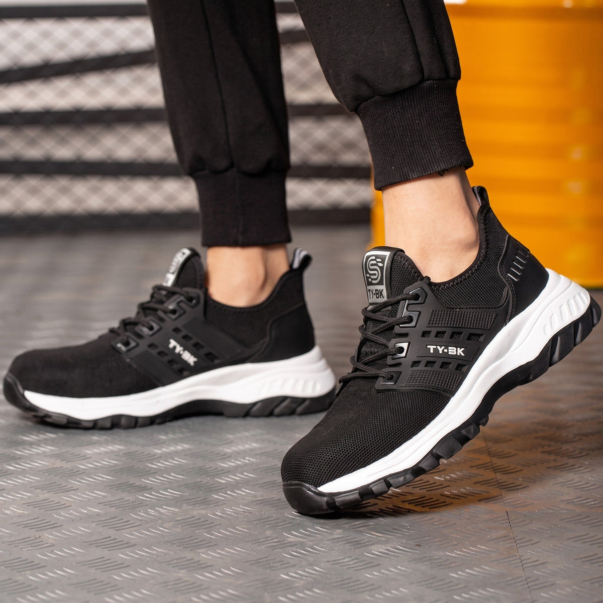 Marcus - Men's Orthopaedic Lace-Up Safety Trainers with Reinforced Toe - Safety Boots - Black - Davies & Cooper