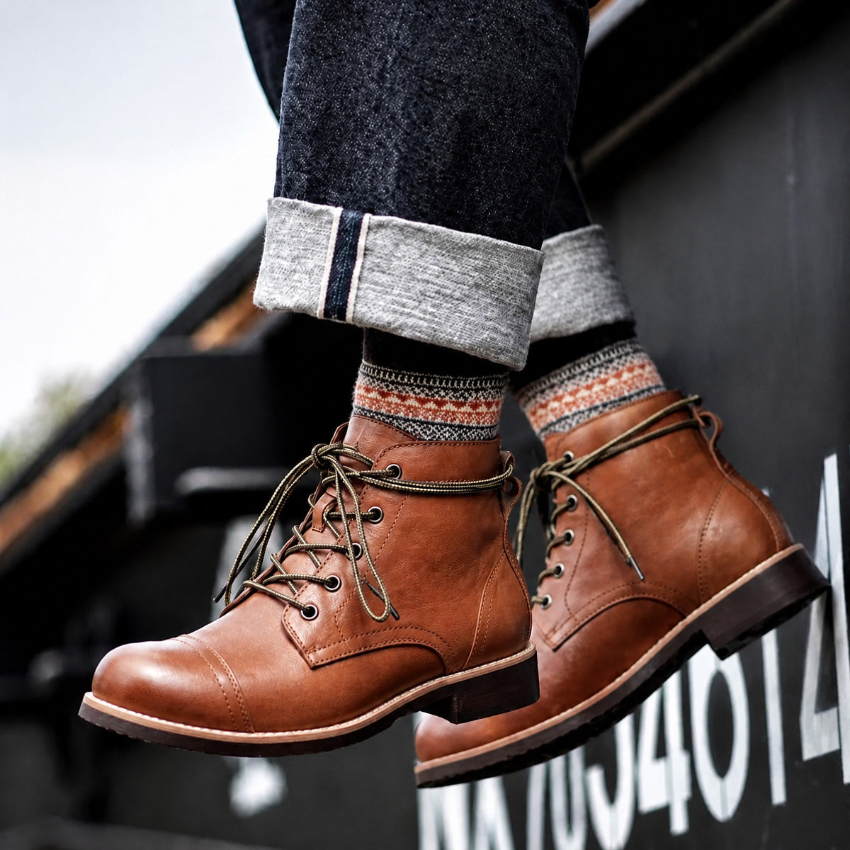 Oliver - Men's Cap Toe Lace-Up Ankle Boots with Stitch Detail - Boots - Brown - Davies & Cooper