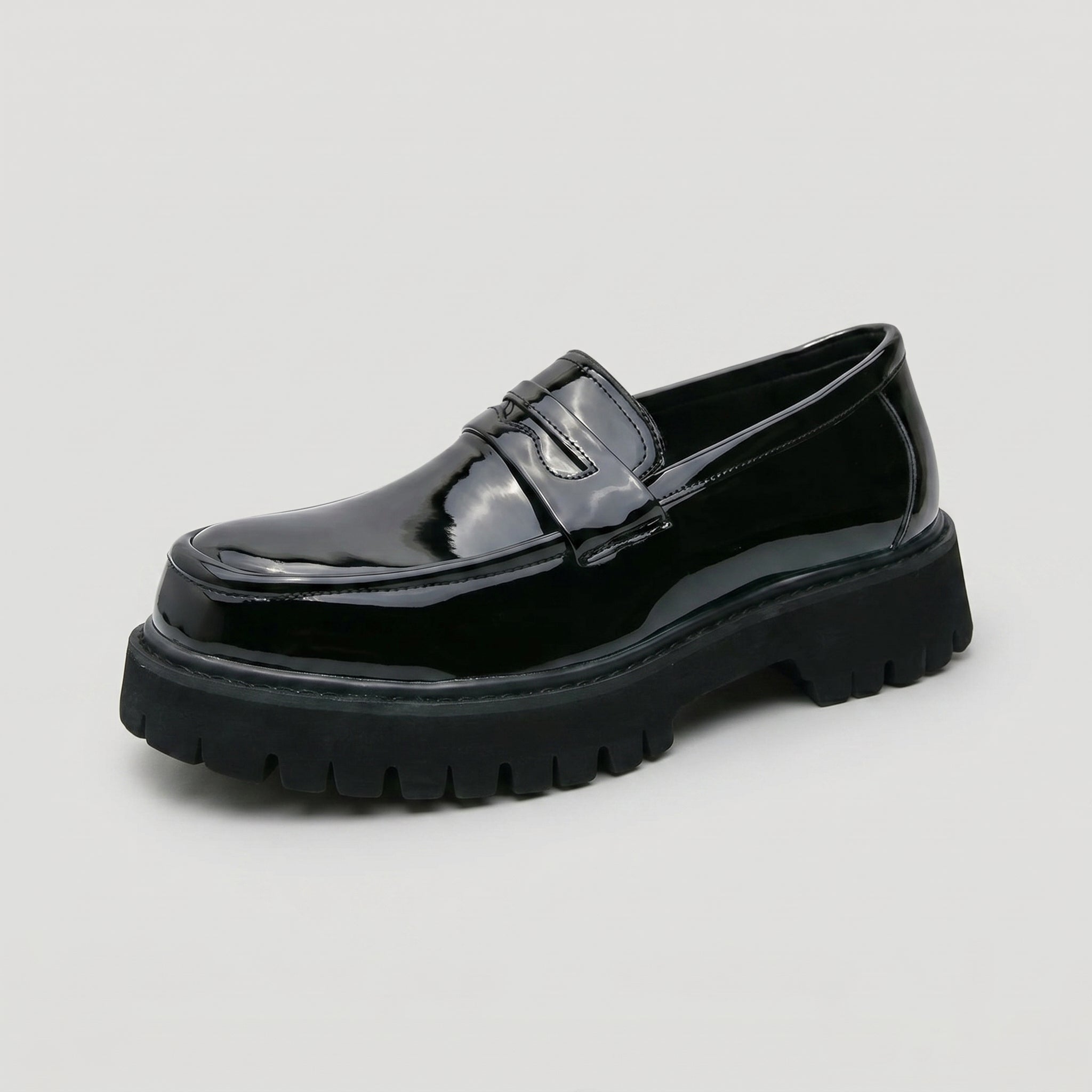 Richard - Men's Chunky Penny Loafers with Round Toe - Loafers - Glossy Black - Davies & Cooper