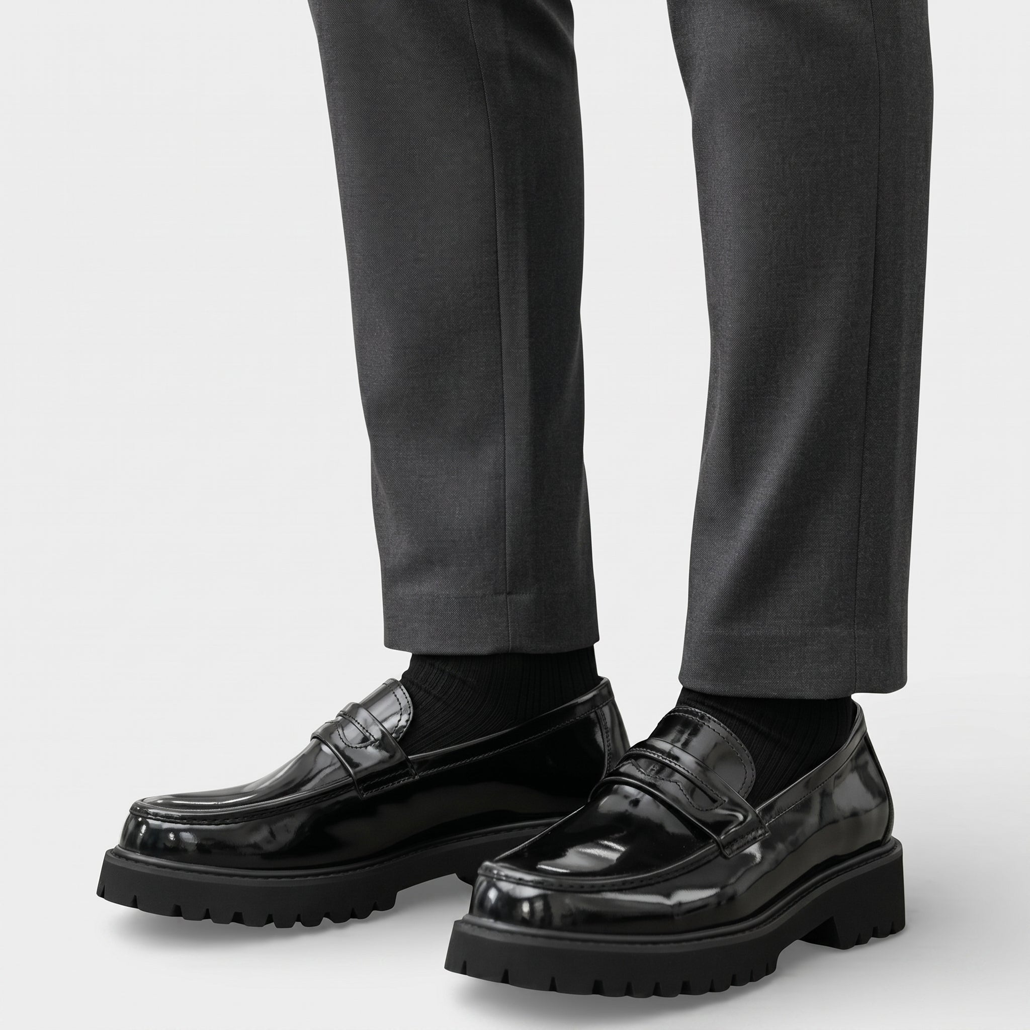 Richard - Men's Chunky Penny Loafers with Round Toe - Loafers - Glossy Black - Davies & Cooper