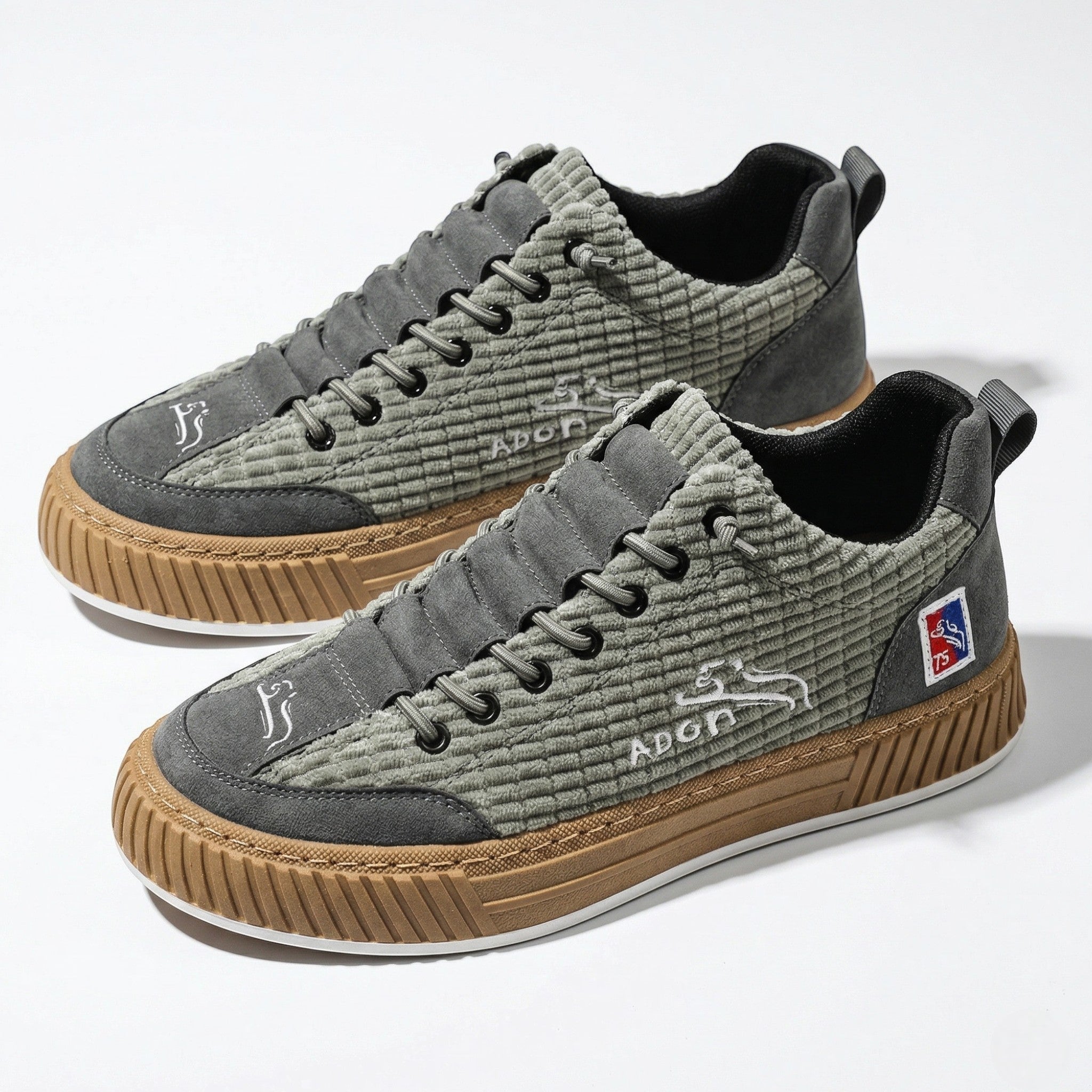 Ryan - Men's Textured Low-Top Trainers