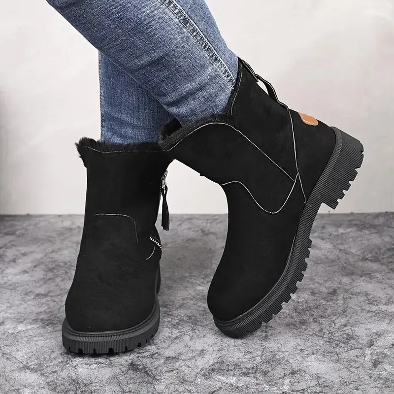 Sophie - Women's Chunky Lug Sole Ankle Boots with Side Zip and Round Toe - Boots - Black - Davies & Cooper