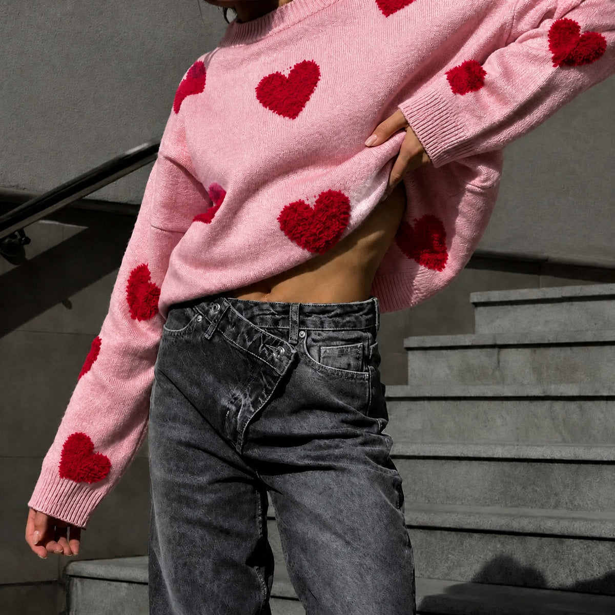 Sophie - Women's Oversized Heart Print Knit Jumper - Sweaters - White - Davies & Cooper