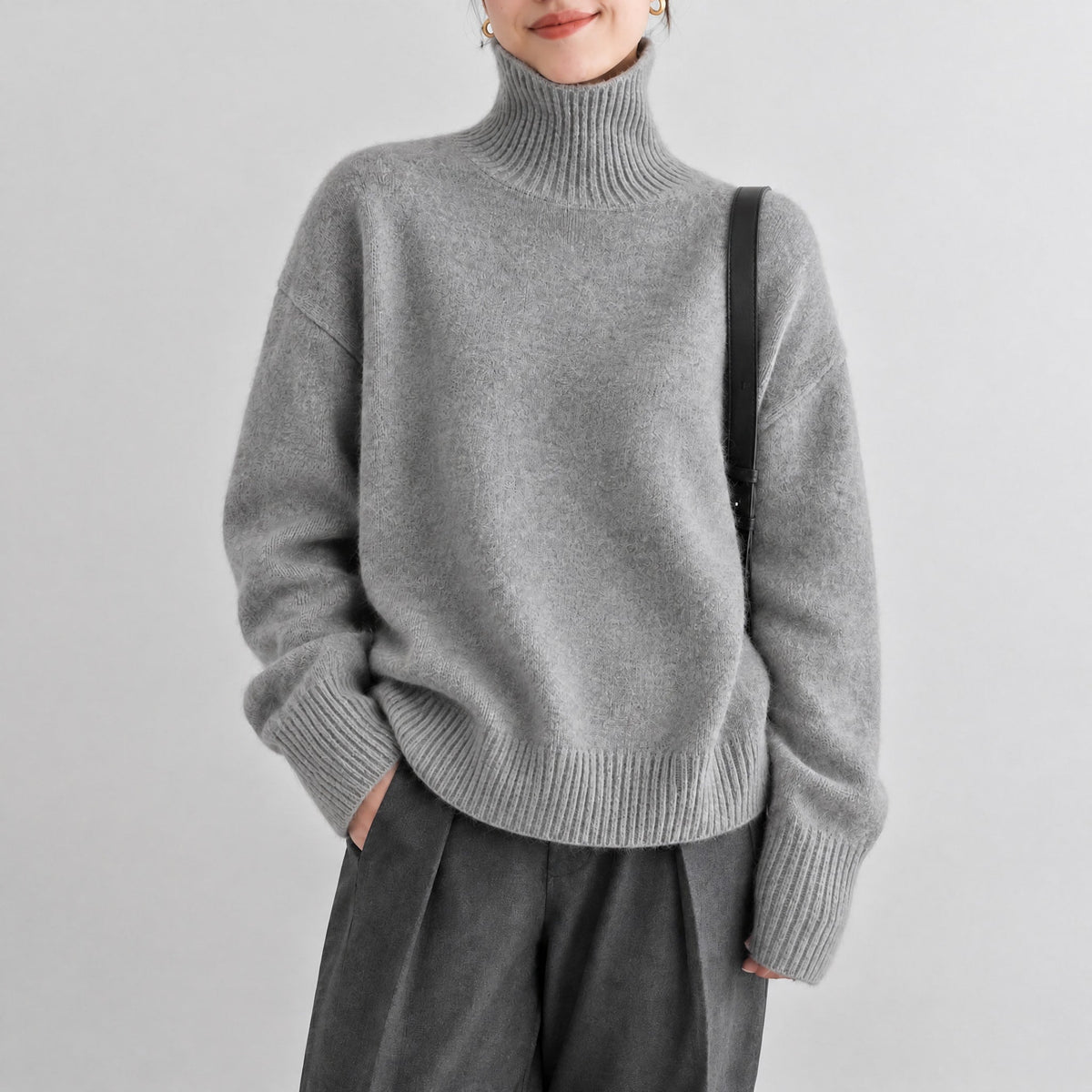 Sophie - Women's Oversized Turtleneck Jumper with Ribbed Cuffs - Sweaters - Grey - Davies & Cooper