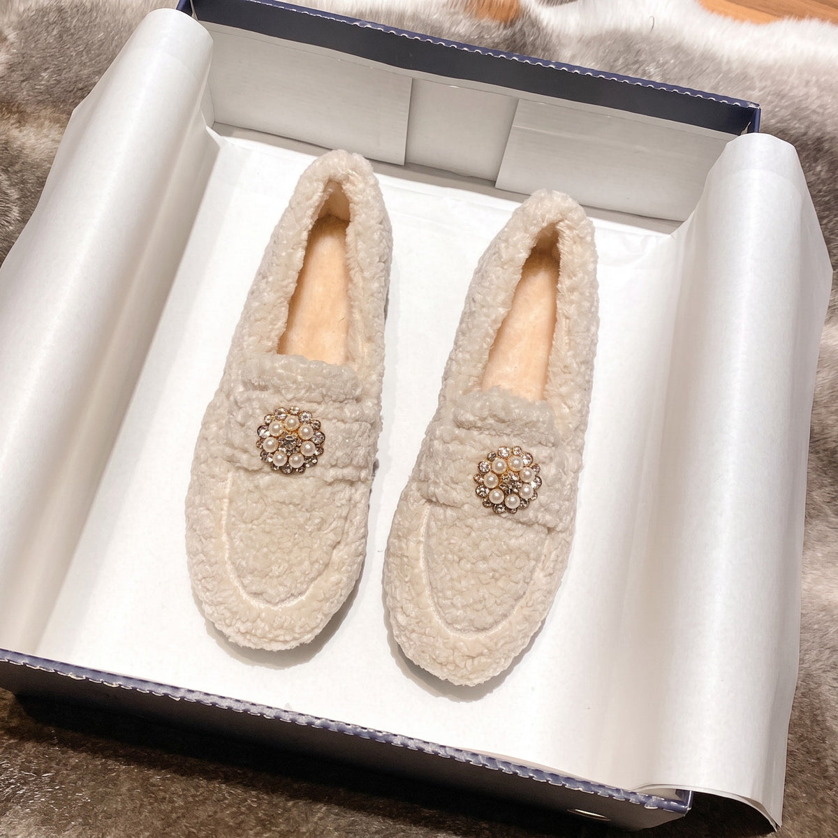 Sophie - Women's Pearl Embellished Faux Fur Loafers with Flat Sole - Flats - White - Davies & Cooper