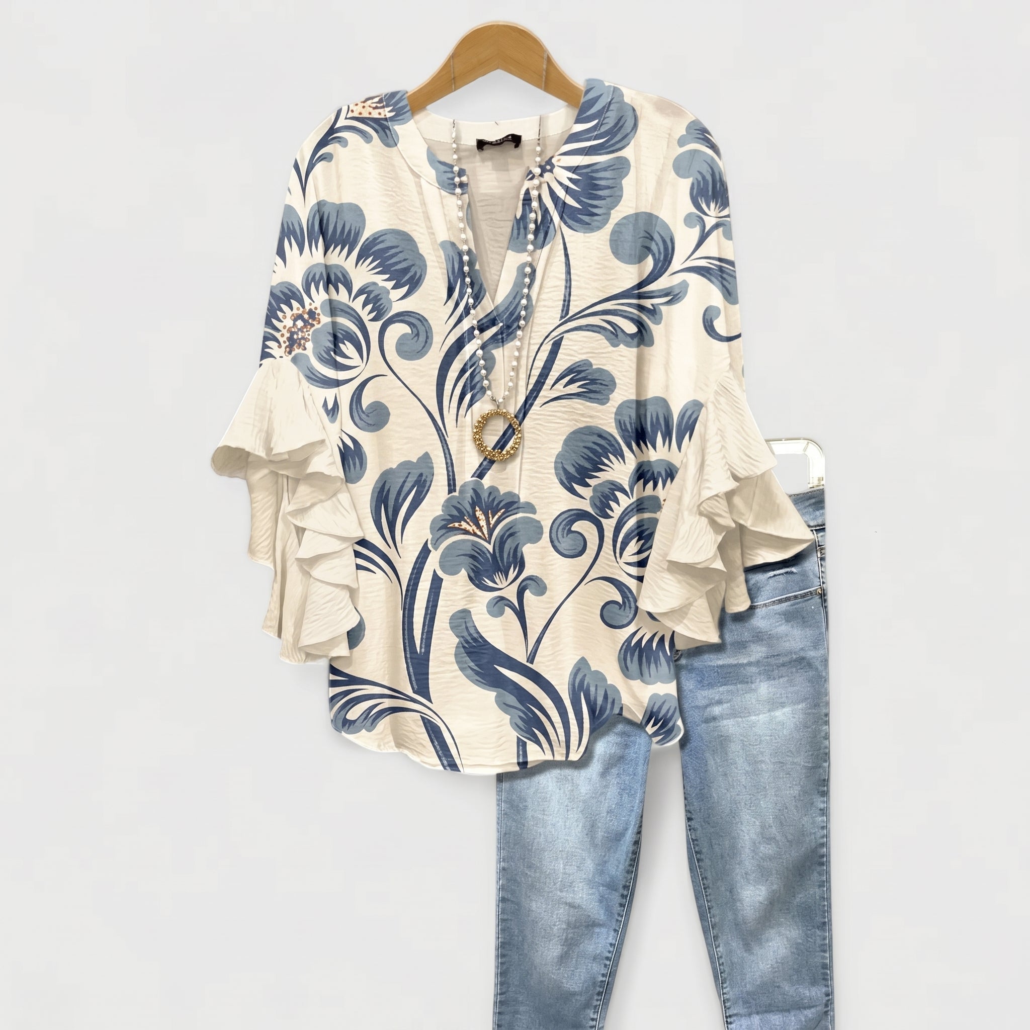Sophie - Women's Relaxed Fit Floral Ruffle Sleeve Blouse - Blouse - White - Davies & Cooper