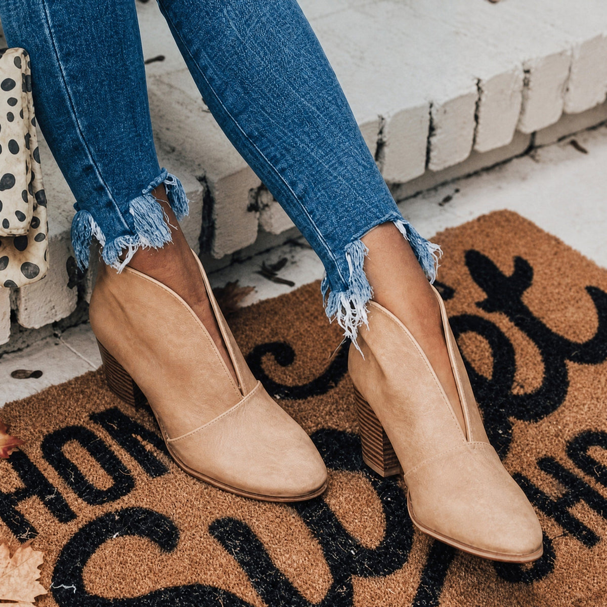 Sophie - Women's V-Cut Ankle Boots with Block Heel - Boots - Khaki - Davies & Cooper