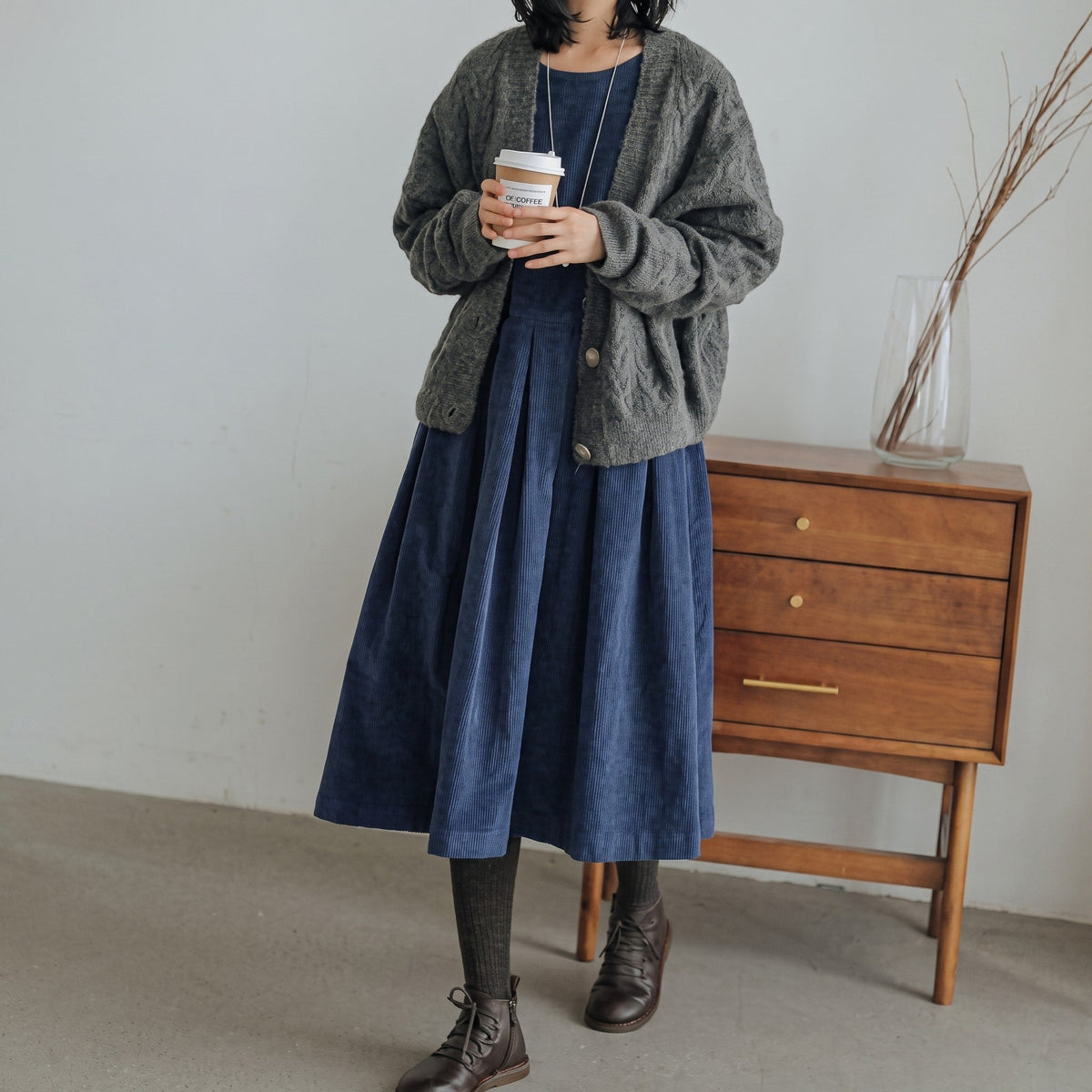 Zoe - Women's Pleated Midi Dress with Long Sleeves and Round Neck - Dresses - Blue - Davies & Cooper